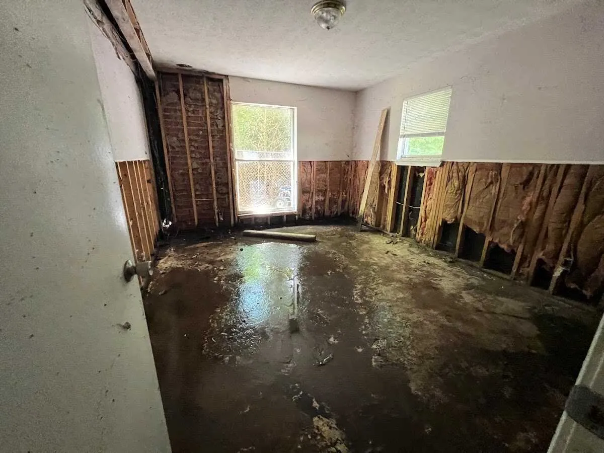 Water Damage Restoration services in Waynesboro, GA